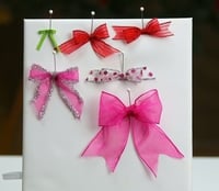Number 25
Tiny Bows
Video - Instructional Video - Tiny Bows


