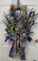 <p><span style="color: #ff0000;"><a href="https://youtu.be/lk86TyG6J18" style="color: #ff0000;">How To Make This Mardi Gras Bow</a></span></p>